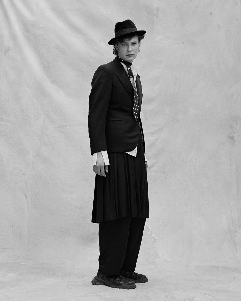 Untitled DOPPELREIHER @christianearpvogue @josepharodriguez_styling @wbredehorst Photo @arminmorbach